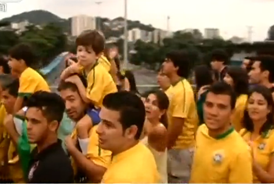 联合会杯 球迷为观看比赛而无暇示威