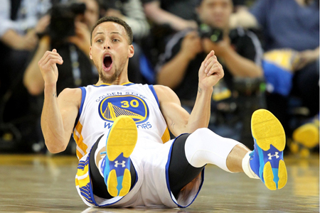 NBA常规赛快船98-114勇士 水花兄弟暴砍65分横扫巨轮