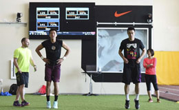 ����˫���Ǻ���������ѵ �쳣���������ȹ��Ҷ�