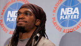 nba名将遭种族歧视 托马斯请大家为他评理