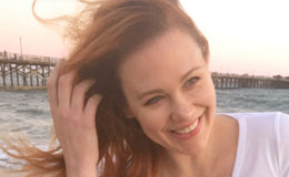 哈登绯闻女友海边度假 身穿薄纱上衣凸点秀臀沟