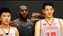 国青中锋背打詹皇遇堵墙 下盘超稳连顶两下纹丝不动