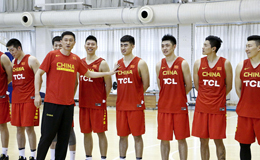 ���������״ι���ѵ�� ��˧�ŷ氤��������Ա