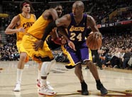 湖人94-100输骑士 科比砍42分