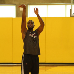 �Ȼ��ڽ�������ս Τ�¿�������