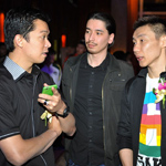 Àî×ÚΰÌÕ·Æ¿ËÏÖÉí°ÄÃÅÈü·¢²¼»á