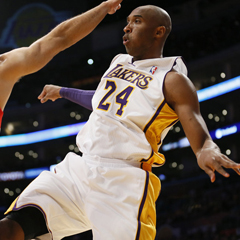 科比复出之战 湖人94-106不敌猛龙