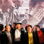 È˺Ͷá¹Ú ÍüÇéÇì×£