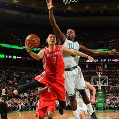 火箭104-92击败凯尔特人