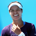 李娜备战主练底线进攻 期间心情佳