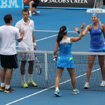 澳网郑洁组合两盘不敌温网冠军 无缘女双决赛