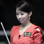 潘晓婷出战安利杯 红妆素裹