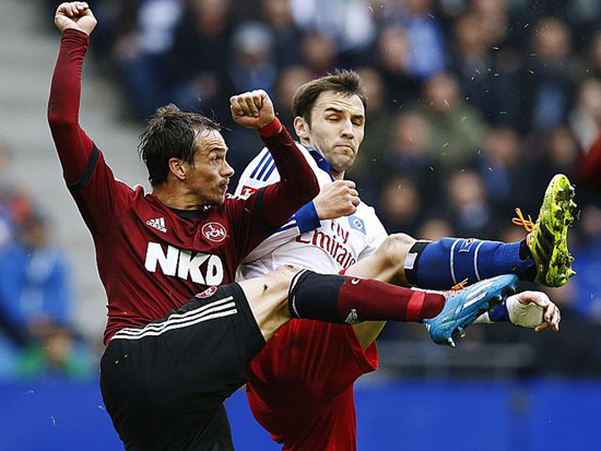 弗朗茨反助汉堡夺胜 成纽伦堡罪人