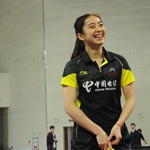 王适娴备战羽超半决赛 训练轻松笑逐颜开