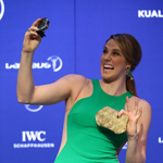 劳伦斯富兰克林获最佳女运动 兴奋自拍