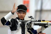 杨浩然勇夺世界杯男子10米气步枪冠军