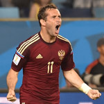 俄罗斯替补前锋科尔扎科夫抢射扳平比分