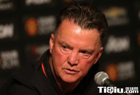 范加尔为监控训练 要求基地安装摄像头