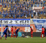 足协杯1/4决赛:江苏舜天2-1青岛中能晋级四强