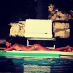 ���������Ů��ȼ���ͼ �ٸ���Ӿװ̫����