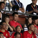 ���̫̫�Ź�ս ��ӢȨЯ������Ů