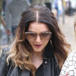 ����Ů��˧���ڼп�������ͷ