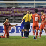 亚运会:中国国奥0-2泰国 杨挺染红