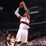 NBA季前赛:爵士109-105开拓者