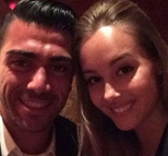 佩莱与女友亲密合照曝光 秀恩爱羡煞旁人