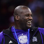 奥尼尔携女友出席NBA中国赛