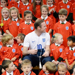 �ٳ����� ³���ط�ĸУ��СУ�Ѻ�Ӱ