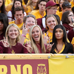 ������ѧ���������Ů��˿���Լ���