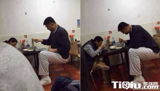 �����ڷ���ż��Ҧ��