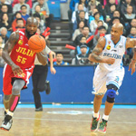 CBA��25�֣�����124-121����