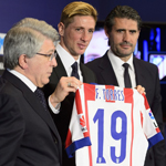 托雷斯亮相卡尔德隆 45000球迷欢迎T9回家