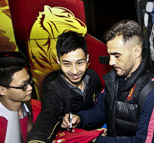 恒大出征赴西班牙拉练 卡纳瓦罗受追捧