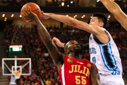 CBA季后赛首轮第二场 北京111-92吉林