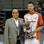 易建联获常规赛MVP