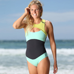 冲浪选手黄金海岸拍写真 性感凹凸有致