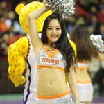 CBA总决赛首场 篮球宝贝激情热舞