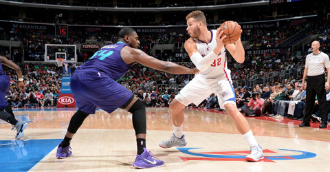 快船VS黄蜂99-92 保罗21+8格里芬两双