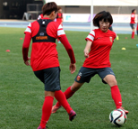 女足穿高科技内衣备战世界杯