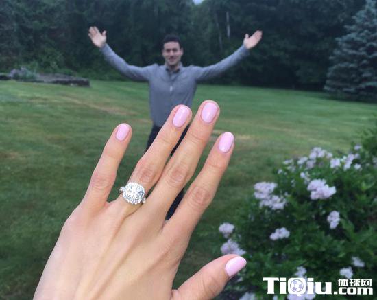 美国体操公主柳金结婚了吗