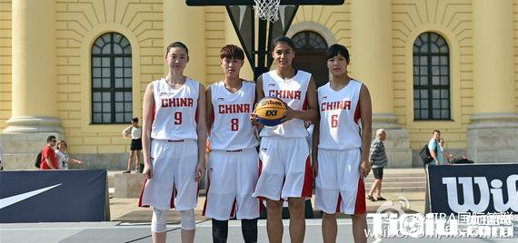 2015������U18������