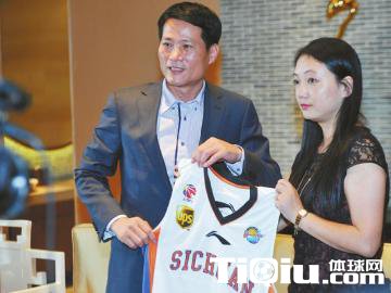 �Ĵ����ֲ��ܾ�������