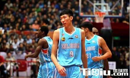 NBA球探关注周琦