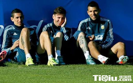 ÷������