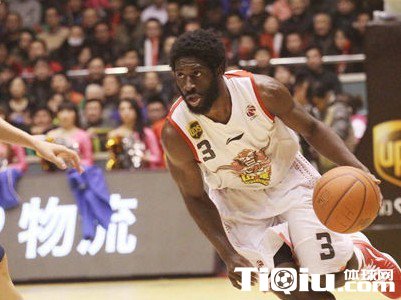 山东队外援杰特