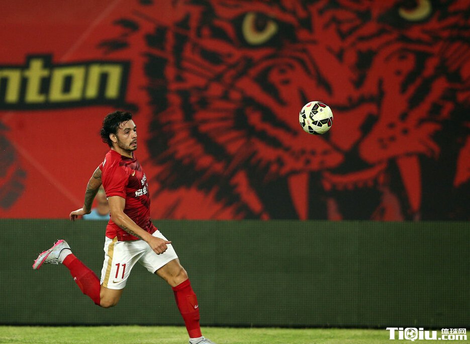 王宝山贬低恒大反遭羞辱 斯科拉里赚回了净负球