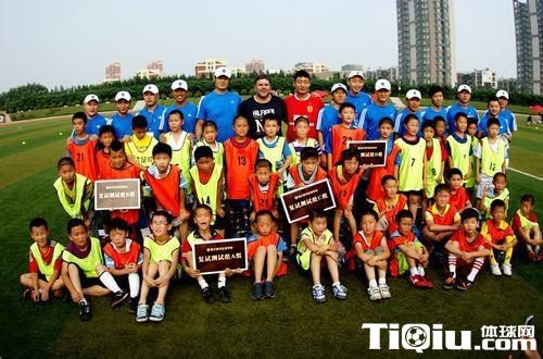 ������ѵ�����й�С��